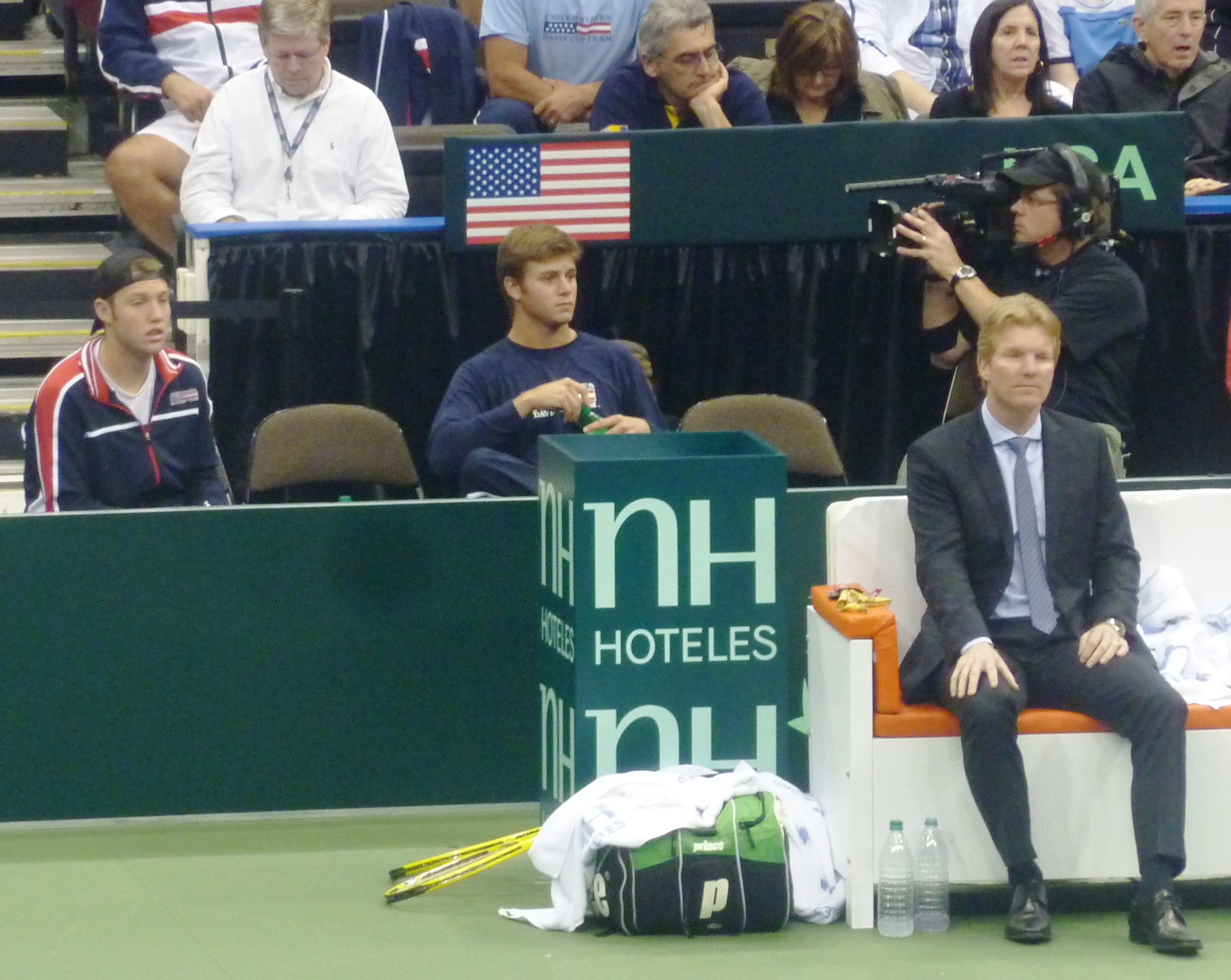Captain Courier with Jack Sock and Ryan Harrison watching